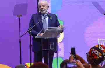  Lula abre conferência e sanciona ampliação da licença-maternidade 